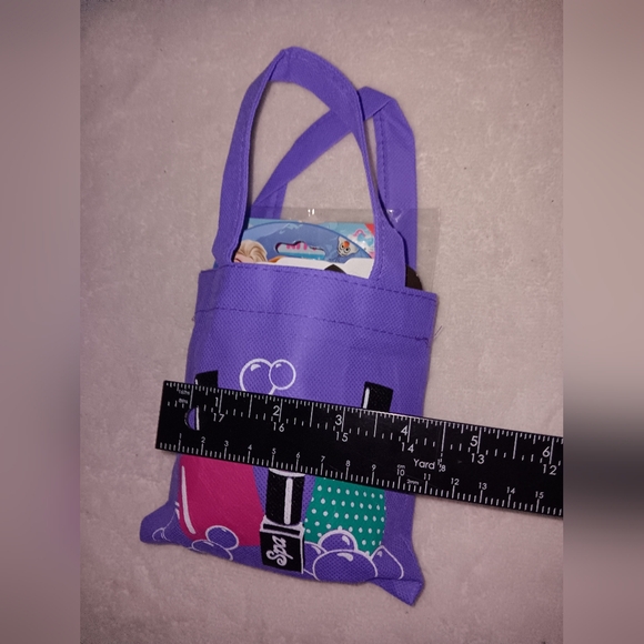 NWOT Girl's Makeup Lot Of 6 - Picture 10 of 12